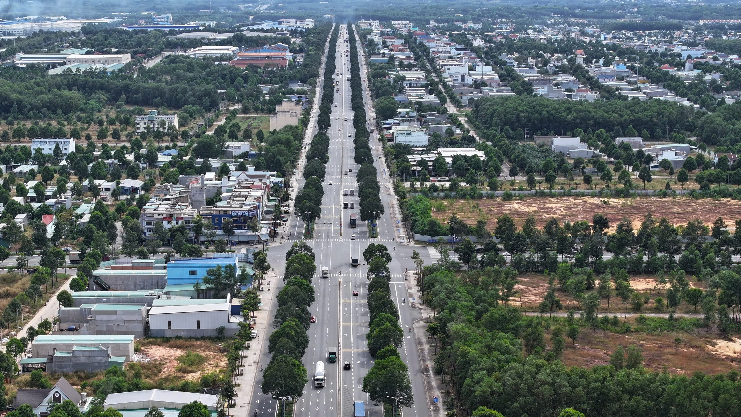 Một đoạn đường Vành đai 4 đi qua KCN Mỹ Phước đã đưa vào sử dụng nhiều năm qua
